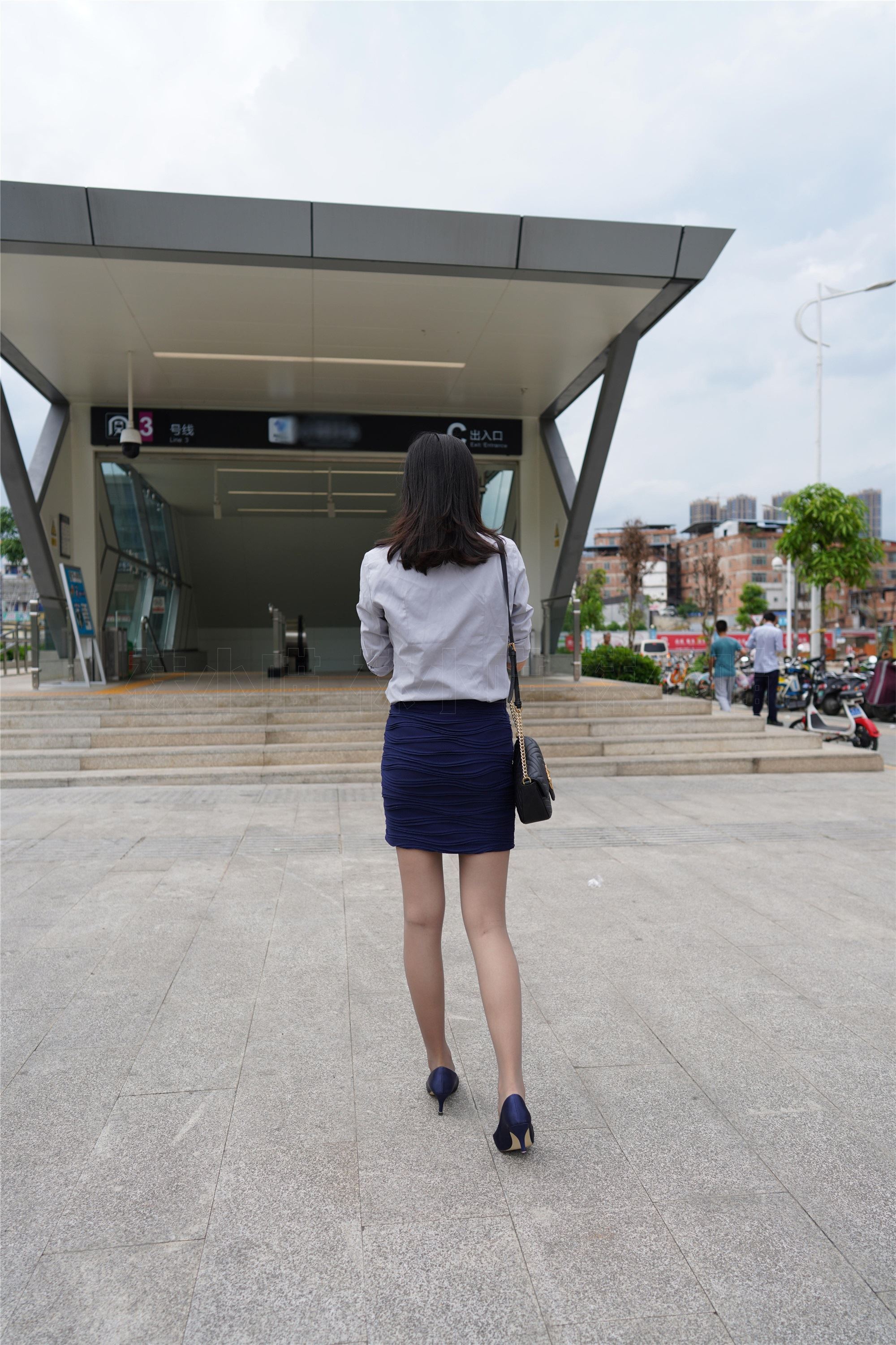 KittyWawa袜小喵  KT187《地铁偶遇》